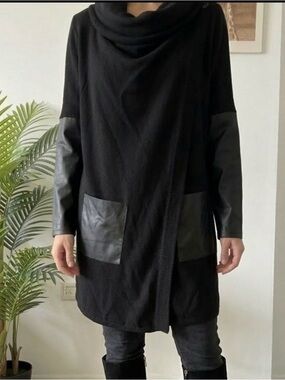 BLANKNYC Black Faux Leather Sleeve & Pocket Open Front Jacket Size M